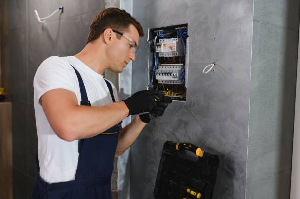  Random Lake, WI Electrician Pros